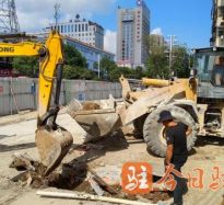 啊啊啊啊我要操我用力视频高温下的坚守｜道路建设者用汗水铺就畅通路